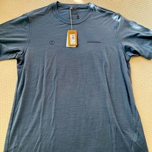 COPY - Patagonia Capeline Cool Merino Wool NWT Mens Medium Shirt